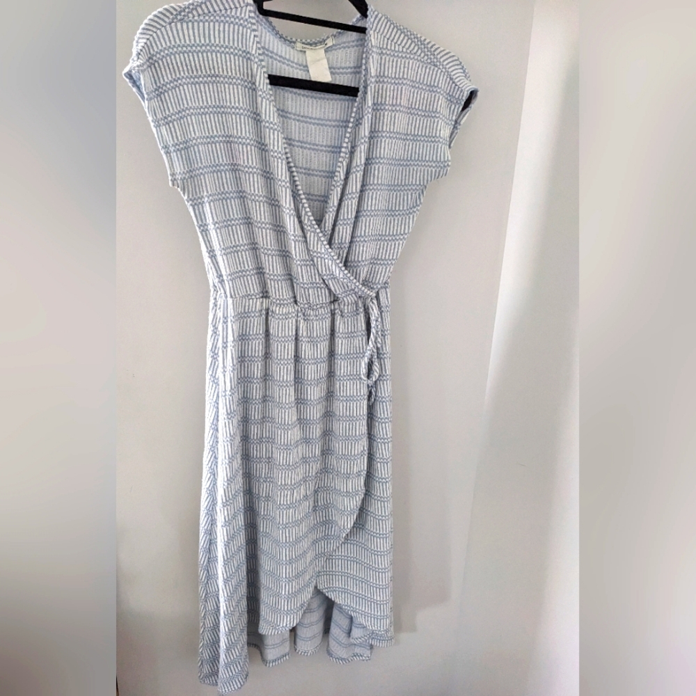 Women's Midi Blue Striped Asymmetrical Wrap Dress - Size US M